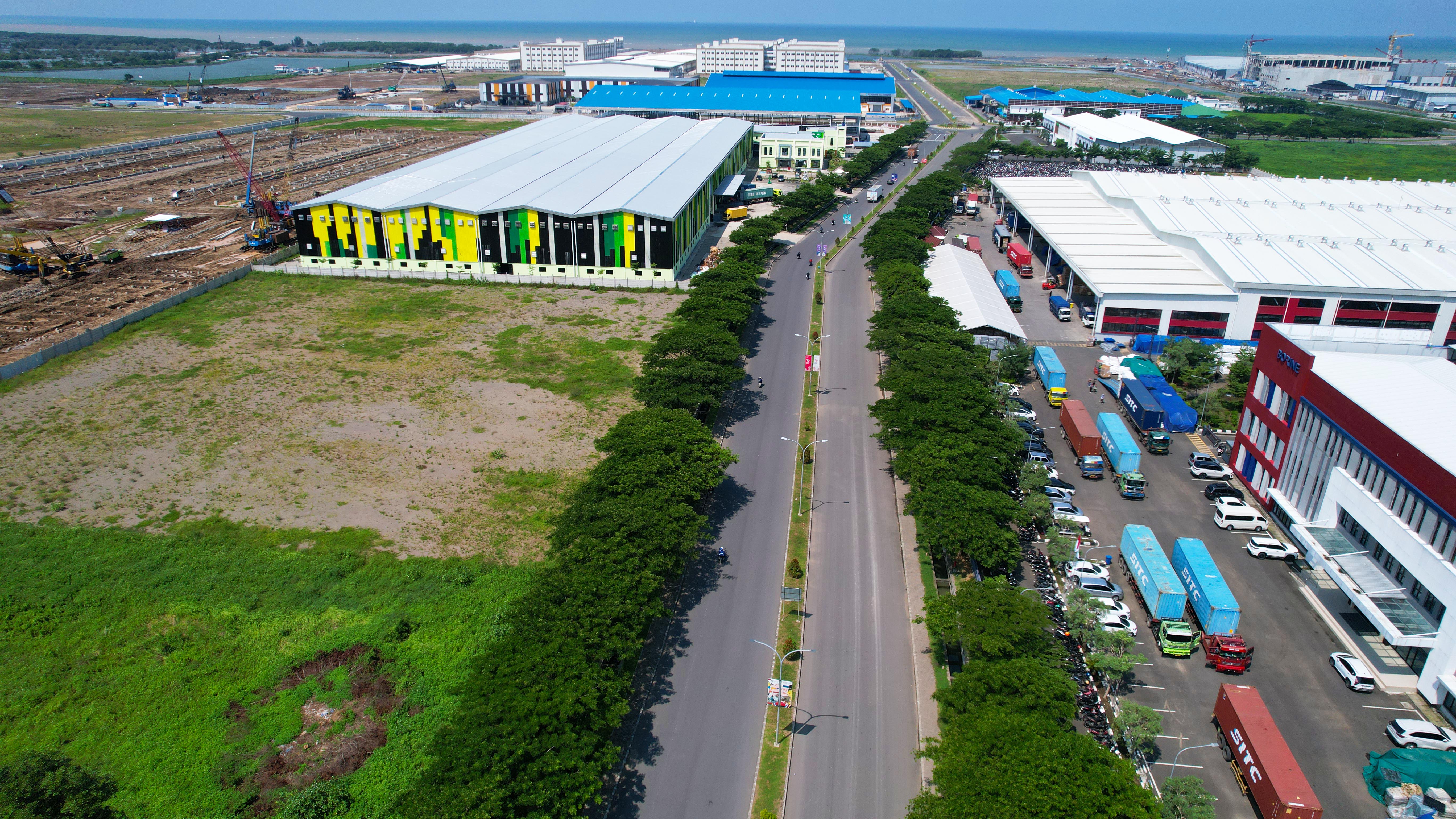 Sembcorp Background